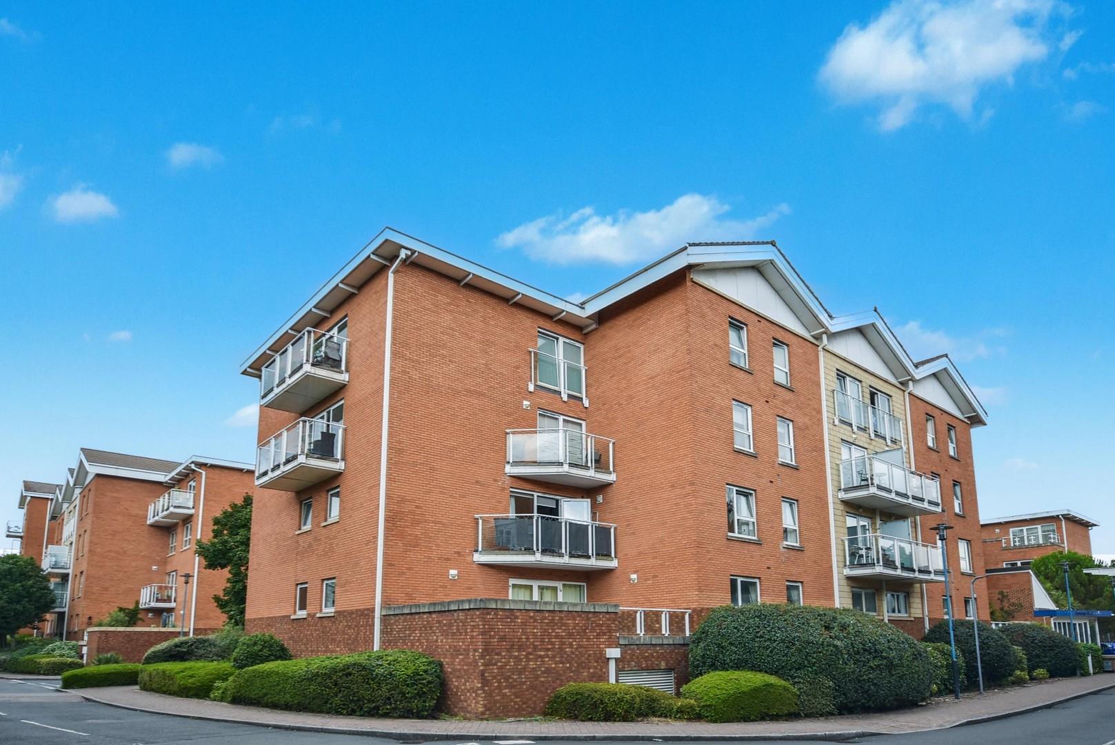 99 Capri House, Lynton Court, Chandlery Way, Cardiff, CF10 5NG